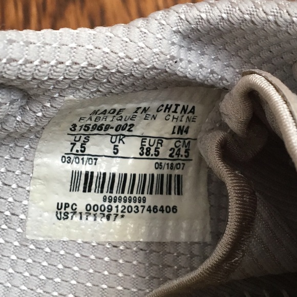 Nike Free Run 7.0 shoes womens size 7.5 gray suede - Picture 4 of 4